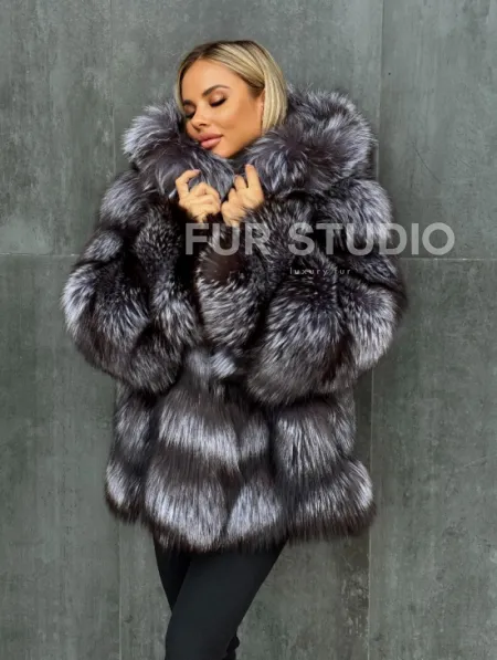 Шуба натуральная из чернобурки с капюшоном - фото 7