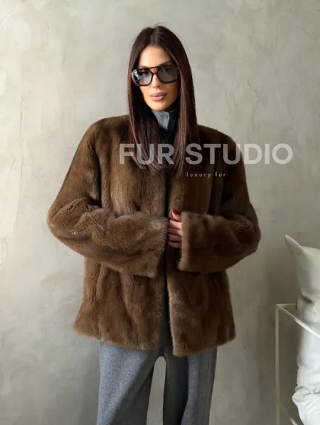 Шуба женская из меха норки - фото 14