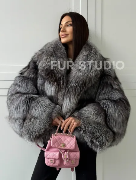 Полушубок из натурального меха чернобурки - фото 7