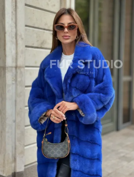 Шуба из меха норки - цвет синий - фото 0