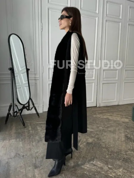 Стильное кашемировое пальто с мехом норки - фото 4