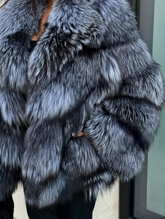 Шуба из меха чернобурки - английский воротник - фото 2
