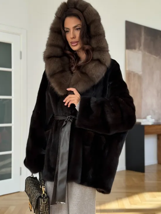 Коричневая норковая шуба с накладными карманами - фото 2