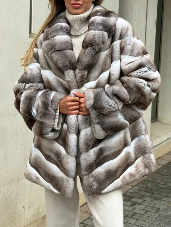 Шуба из меха шиншиллового кролика PREMIUM COLLECTION - фото 2